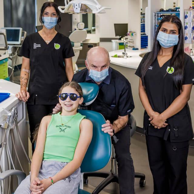 What does an orthodontist do?  What does an orthodontist do?